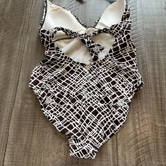 Jantzen swimsuit size 12 - Picture 6 of 9